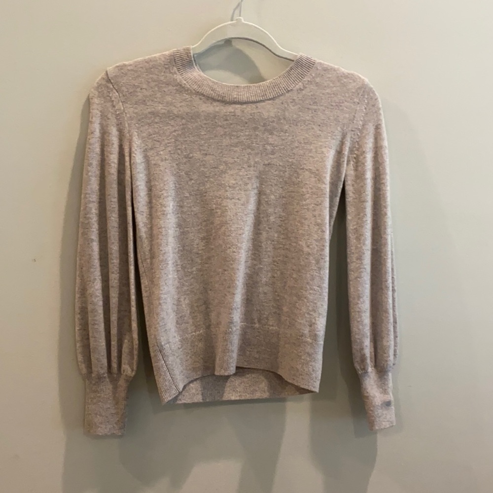 NWT gray 100% cashmere sweater